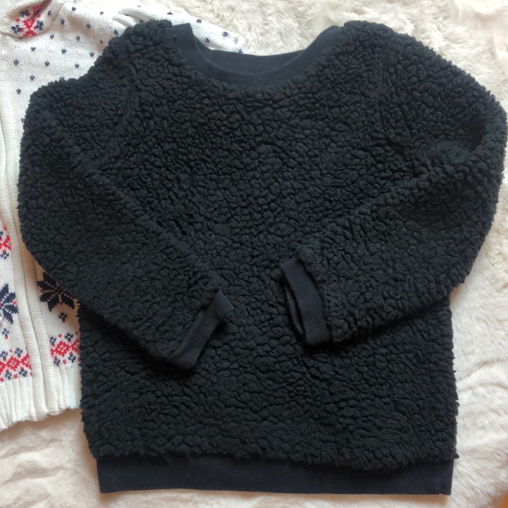 Sweater Bundle - Picture 2 of 8